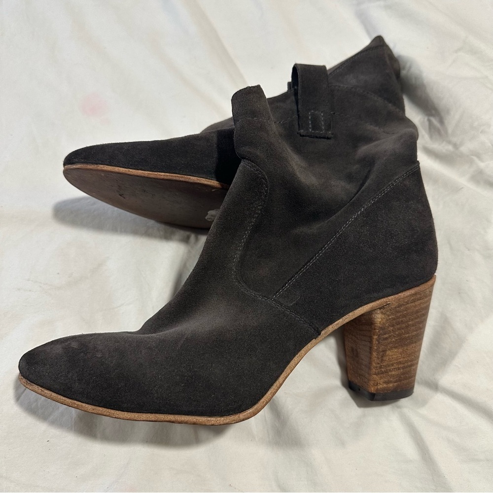 ALBERTO FERMANI Italy CHIARA Ankle Boot Suede Leather size 41 reg $495 - Picture 11 of 11